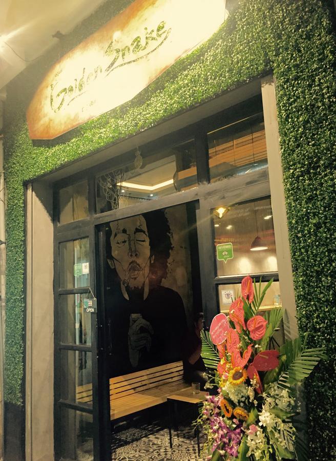 Golden Snake Hostel Hanoi Exterior photo